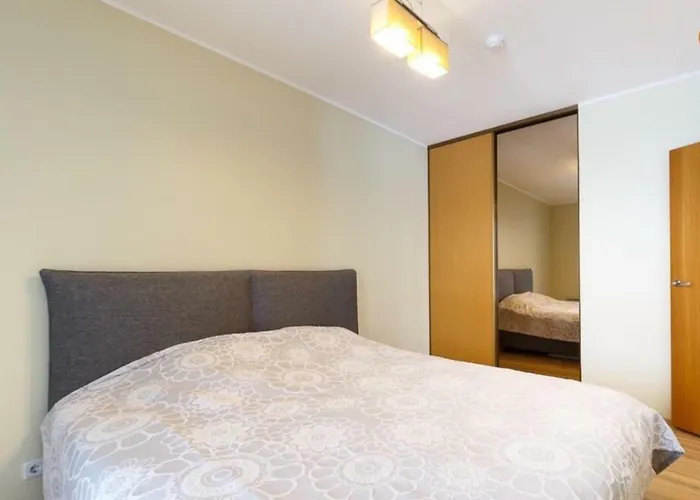 아파트 Papli 34 With Pool *